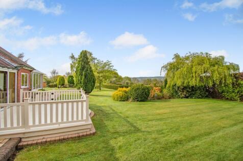 Garden to rear