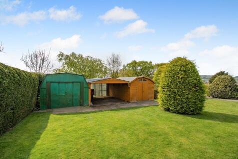 Garden to rear