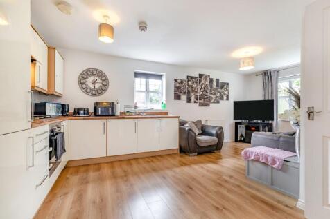 Kitchen/dining/living room