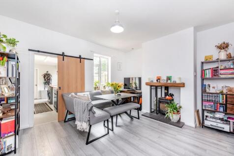 Dining/ living room