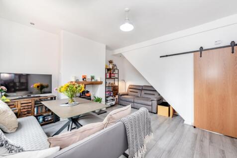 Dining/ living room