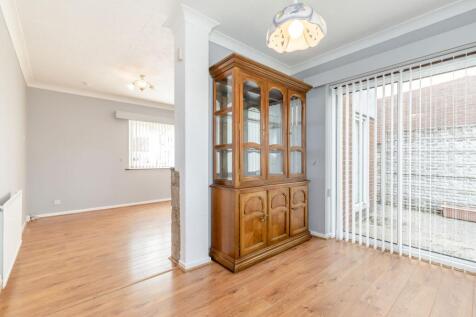 Lounge / dining room