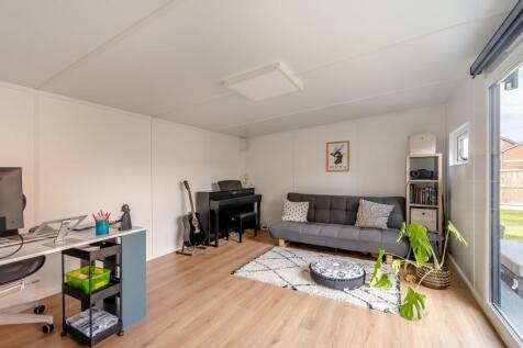 Garden room