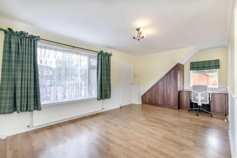 Living/dining room