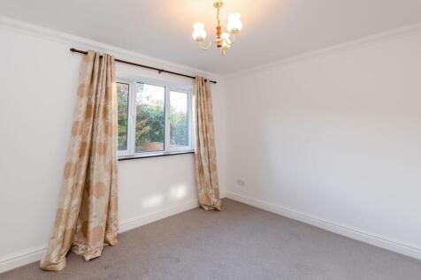 Playroom/snug/dining room