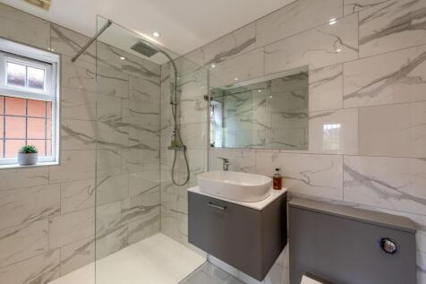 Master ensuite