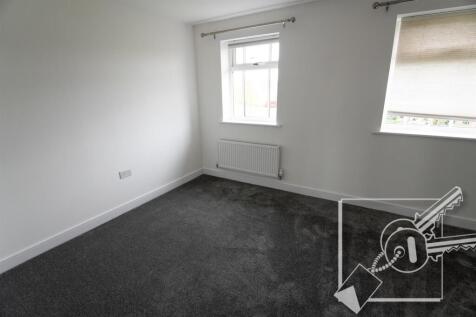BEDROOM 2: