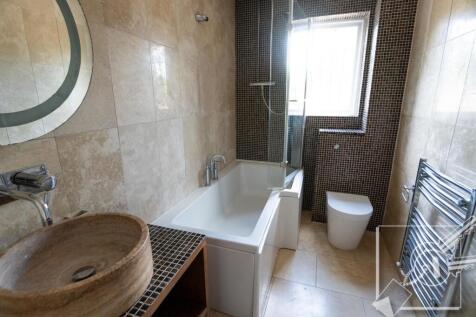 FamilyBathroom