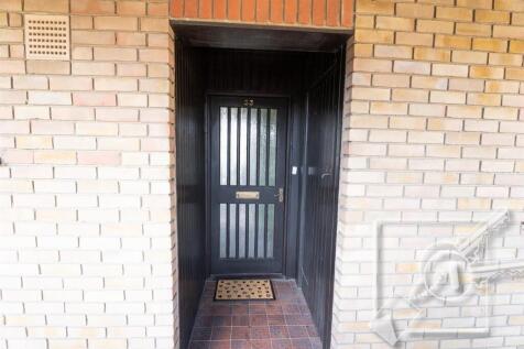 Flat front door