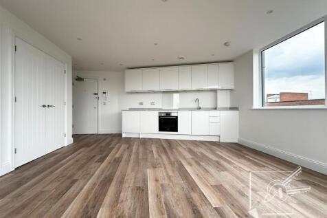 Open Plan Lounge/ Kitchen
