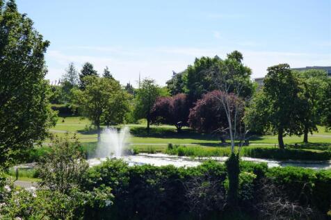 Gravesend Fort Gardens