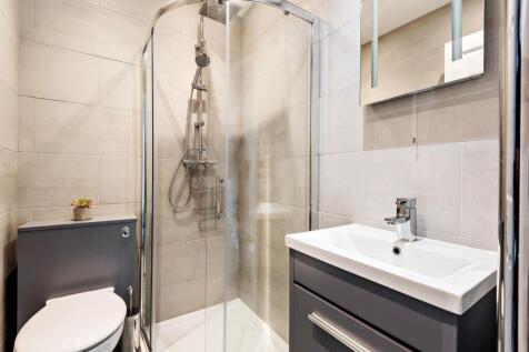 En suite.jpeg