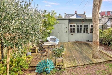 Rear Garden 3.jpg