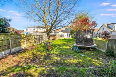 Rear Garden 4.jpg