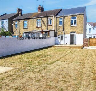 Rear Garden 3.jpg