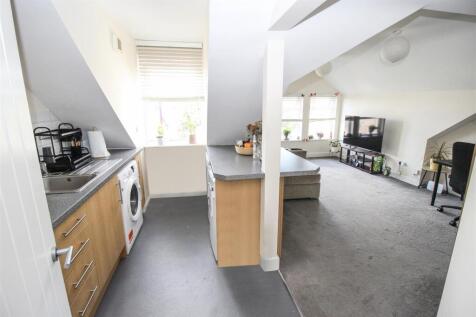 Kitchen Living Area.jpg