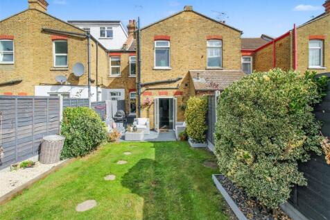 Rear Garden 4.jpg