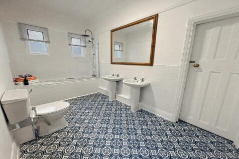 IMG_0893 (Portal Size).JPG