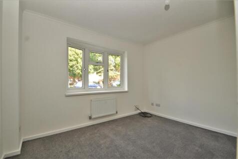 Living Room 1.jpg