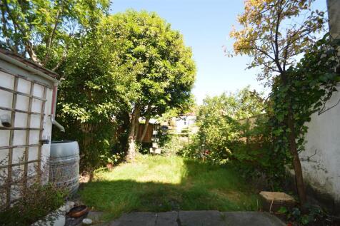 26 Rozel Road Garden.JPG