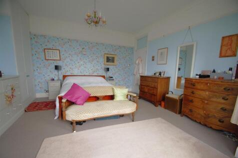 Master Bedroom 4.jpg
