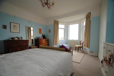 Master Bedroom 2.jpg