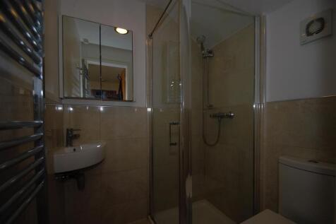 Shower Room.jpg