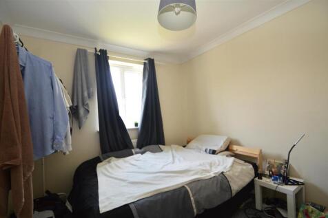 23 Hazel Grove (10).JPG