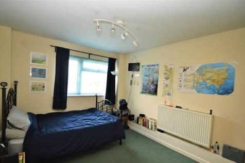 Bedroom 1 Edited.jpg