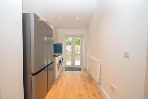 35 Third Avenue (15).JPG