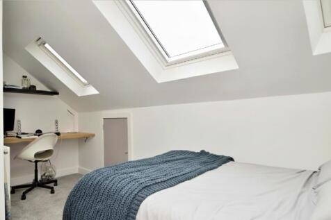 Bedroom 1 Edited.jpg