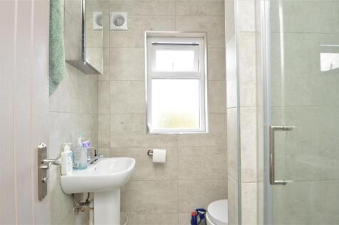 18 Kipling Road Photos (6).JPG