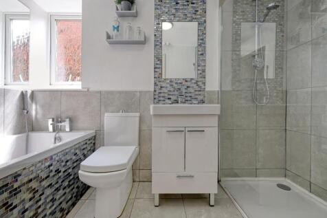 31a RR bath 3.jpg