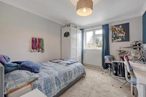 31a RR bed 2.jpg