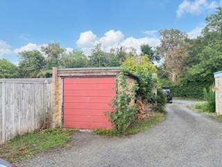 41 wyddial garage.jpg