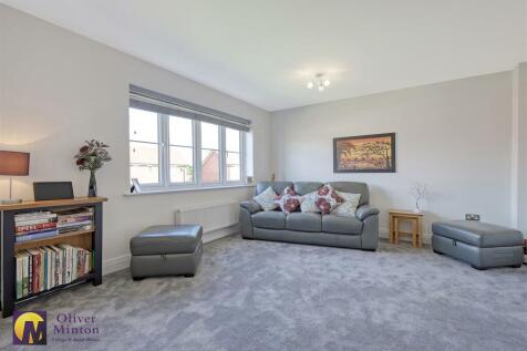 SPACIOUS LOUNGE