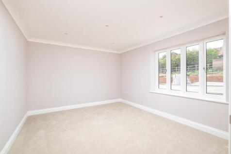 250412 - Halls Close, Braughing - 13.jpg