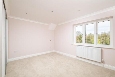 250412 - Halls Close, Braughing - 16.jpg