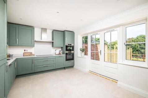 250618 - Plot 5 Halls Close, Braughing - 09.jpg