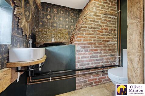 En-Suite Cloakroom