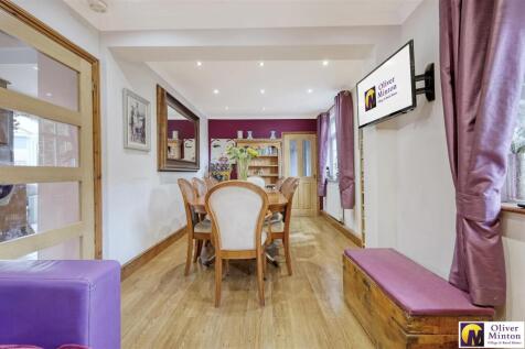 Kitchen / Breakfast Room