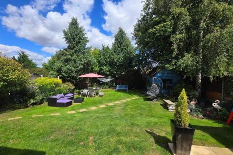 Secluded Rear Garden