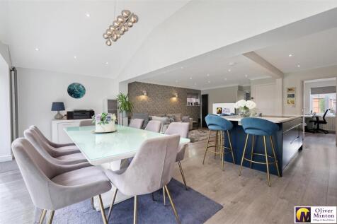 Superb open-plan Kitchen/Dining/Living Room