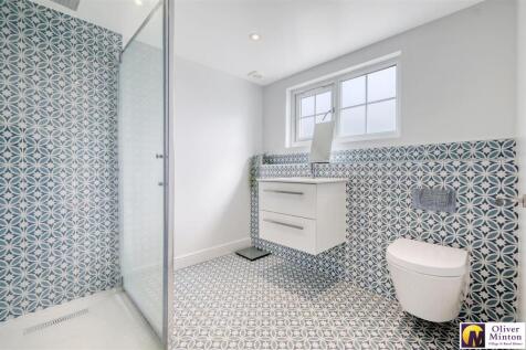 Luxury En-Suite Shower Room
