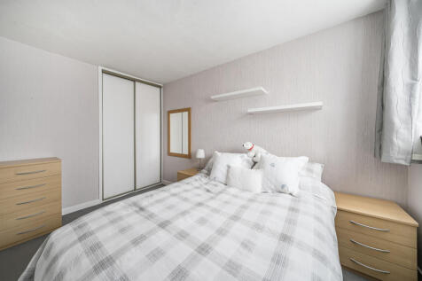 1356933-5-68e5000...