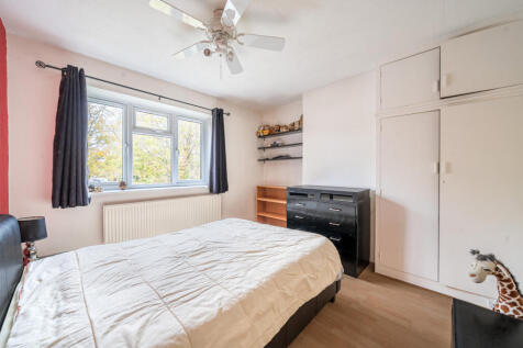 1374016-6-6901ee3...