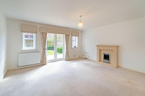 Detached 4 Bed 2 ...