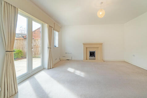 Detached 4 Bed 2 ...