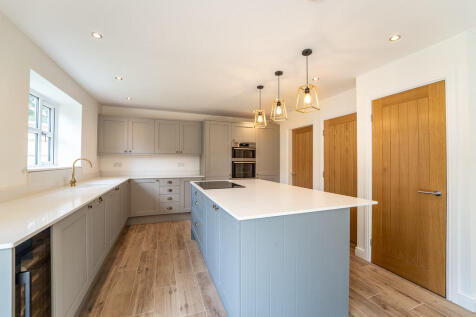 2 Tone Kitchen