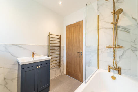 Sample bathroom 3